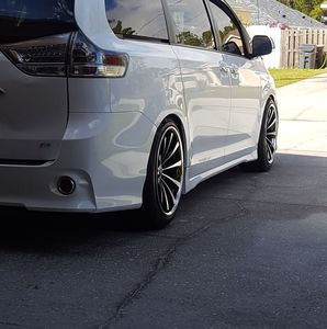 Meet your Posher, Bobby